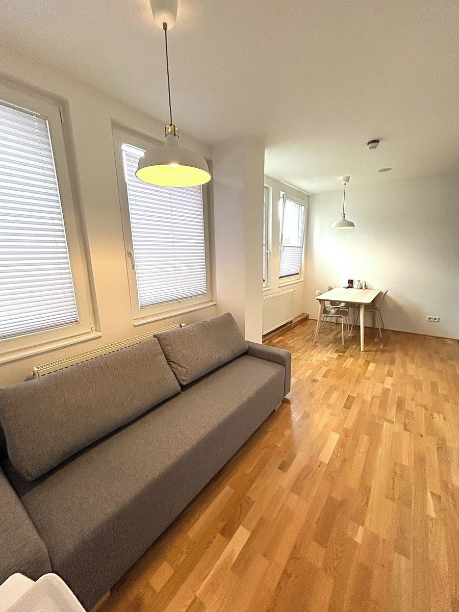 Pronájem bytu 2+kk 37 m²