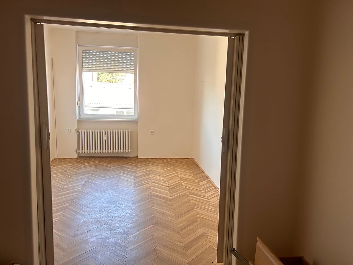 Pronájem bytu 4+1 85 m² – fotografie 4