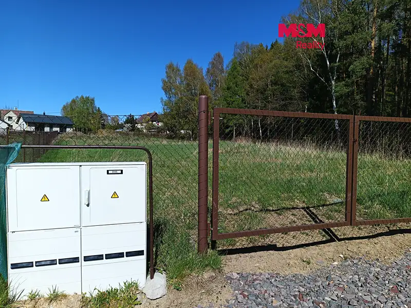 Prodej stavebního pozemku 1101 m², Vítězná – náhled fotky 1