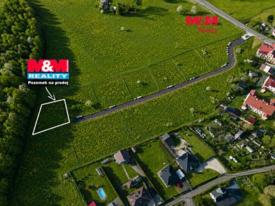 Prodej stavebního pozemku 1000 m²