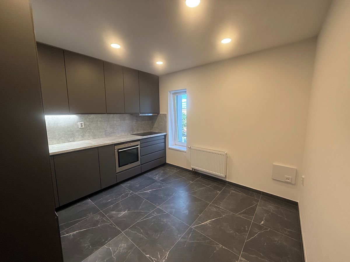 Pronájem bytu 3+1 95 m² – fotografie 3