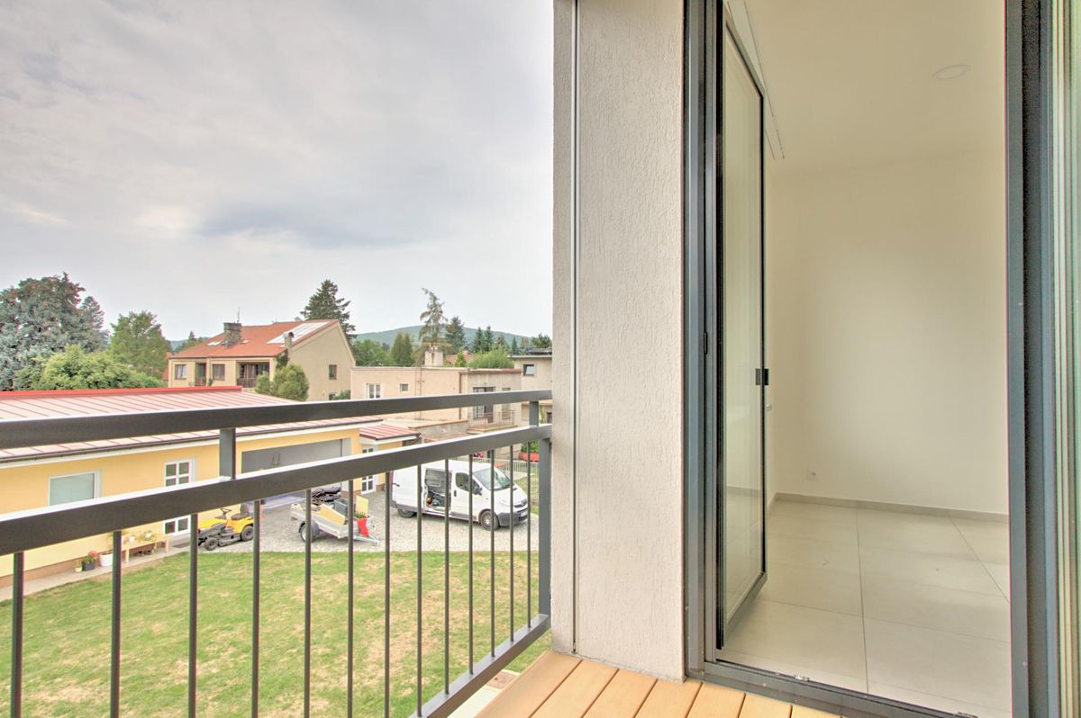 Pronájem bytu 2+kk 70 m² – fotografie 2
