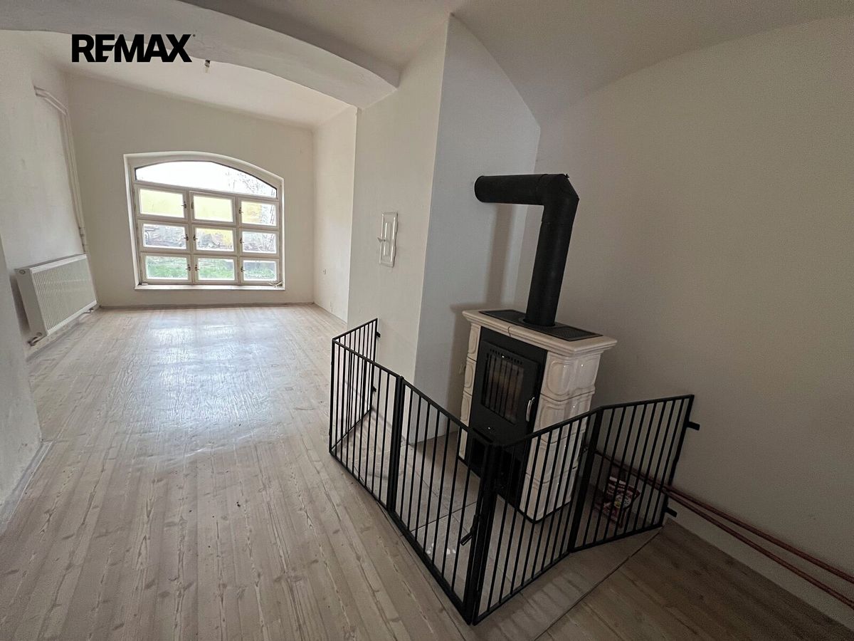 Prodej rodinného domu 126 m², pozemek 140 m² – fotografie 2