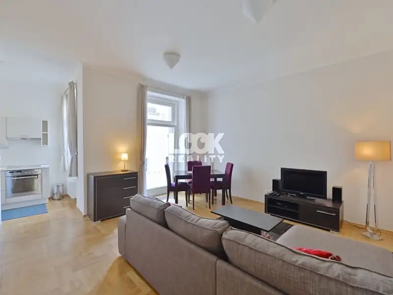 Pronájem bytu 3+1 75 m², Praha – náhled fotky 2