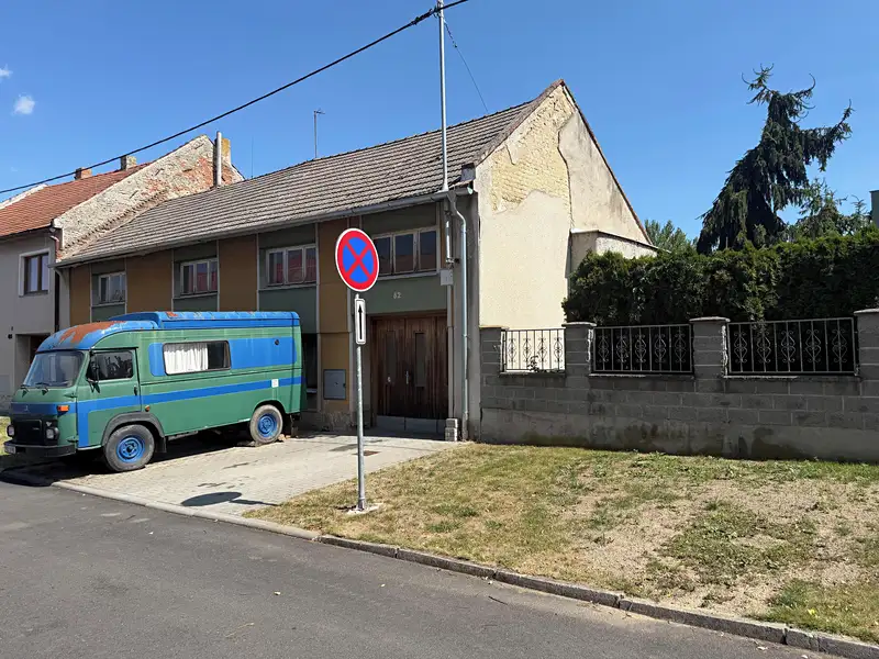 Prodej rodinného domu 230 m², pozemek 577 m², Klenovice na Hané – náhled fotky 3