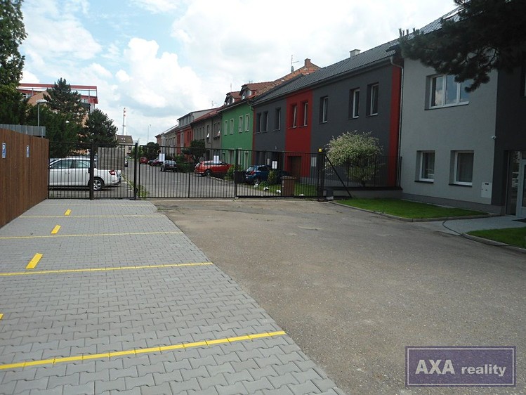 Pronájem bytu 2+1, 63 m² (10 z 14)