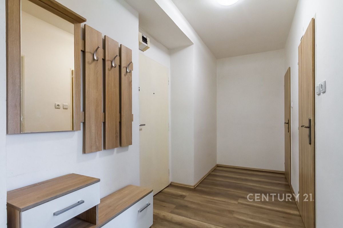 Pronájem bytu 2+1 39 m² – fotografie 5