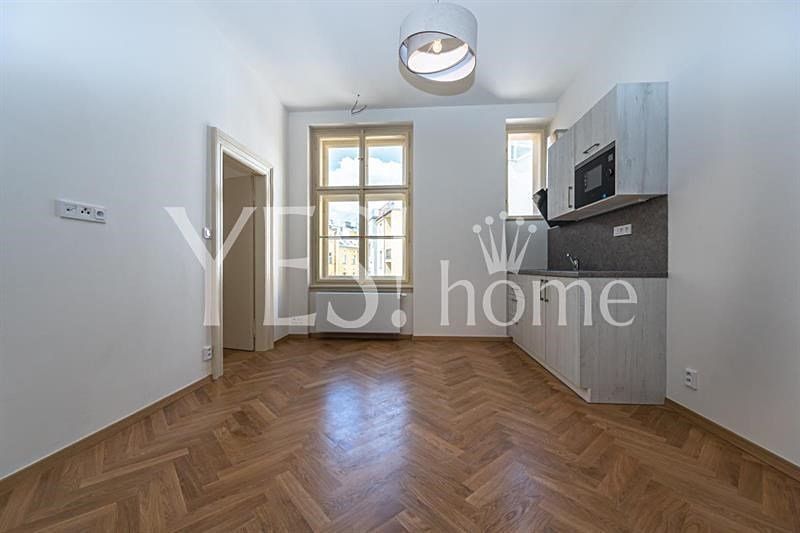 Pronájem bytu 2+kk 40 m²