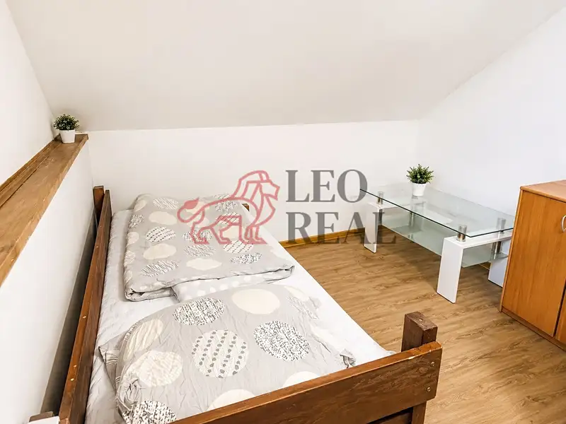Pronájem bytu pokoje 10 m², Břeclav – náhled fotky 1