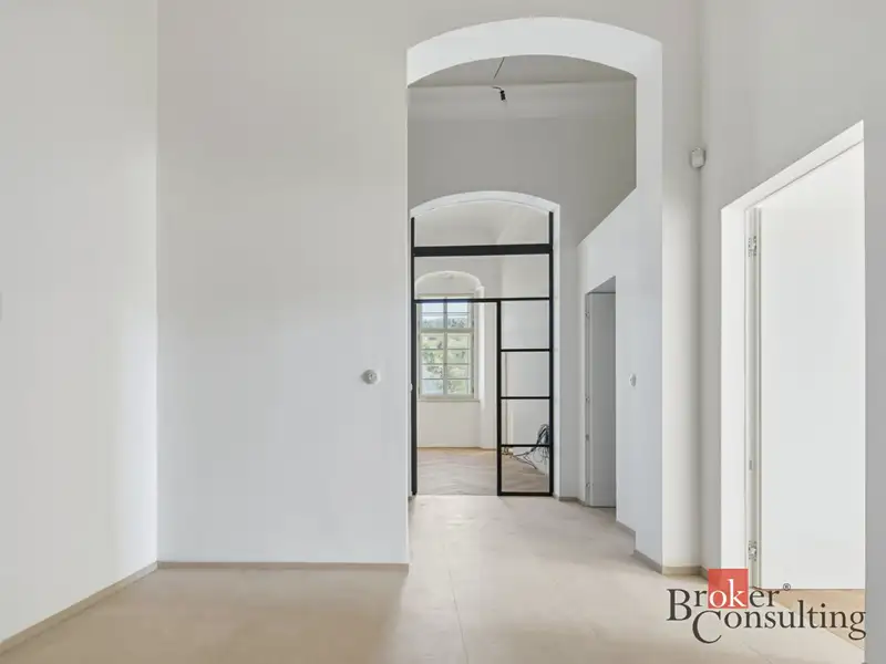 Prodej bytu 3+kk 109 m², Jince – náhled fotky 1