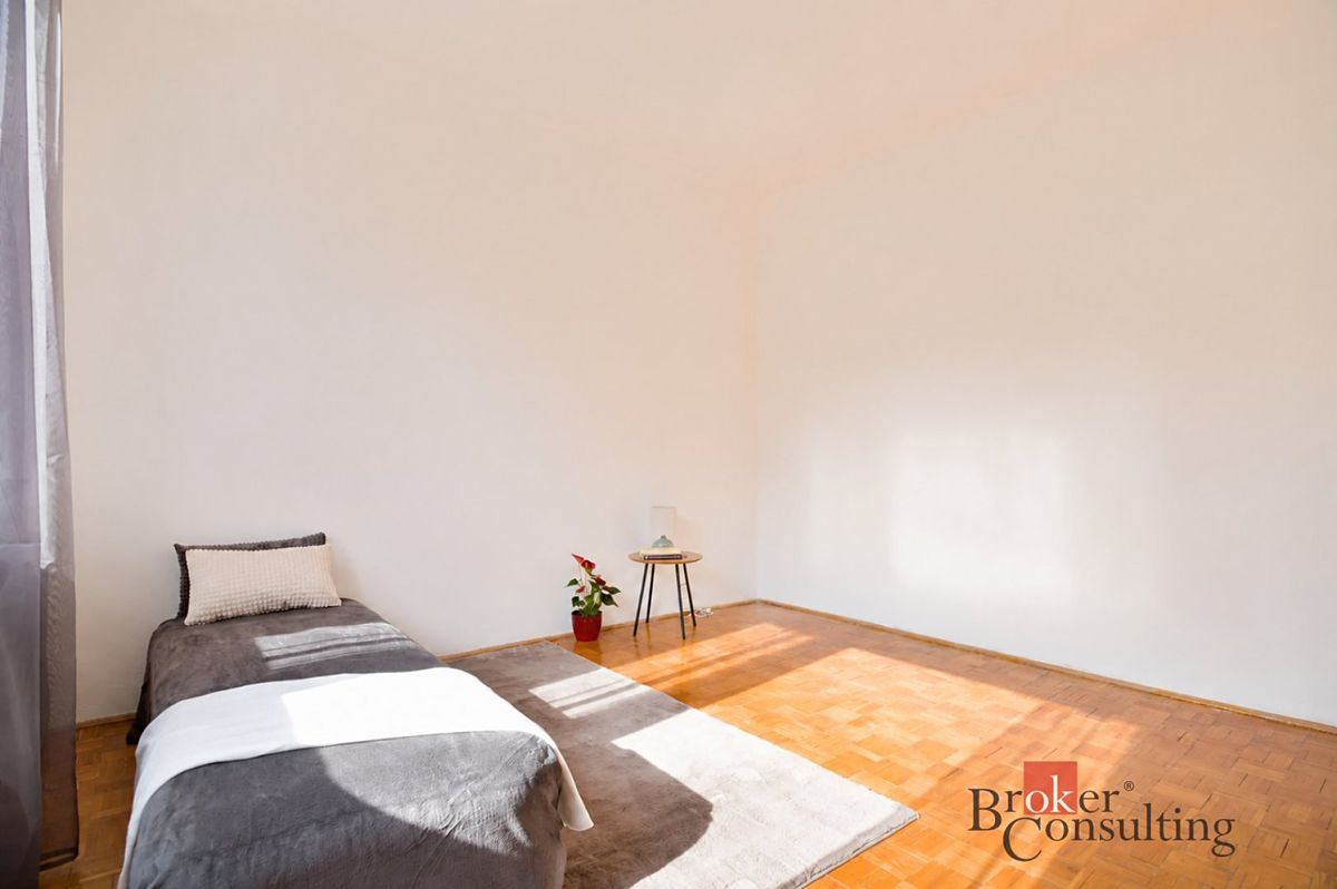 Pronájem bytu 2+1 59 m² – fotografie 3