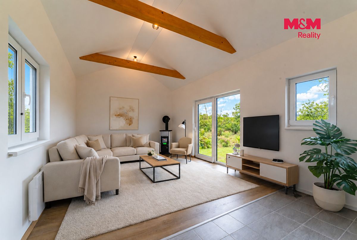 Prodej rodinného domu 40 m², pozemek 896 m² – fotografie 2