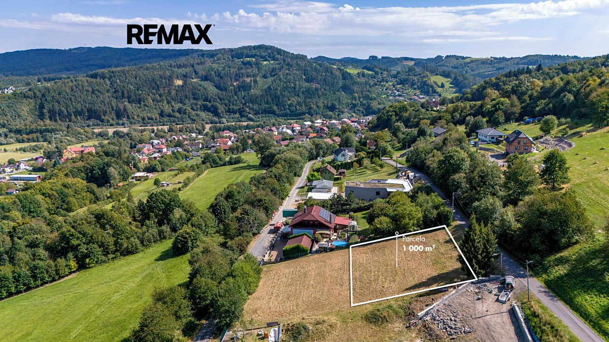 Prodej stavebního pozemku 1000 m² – fotografie 2