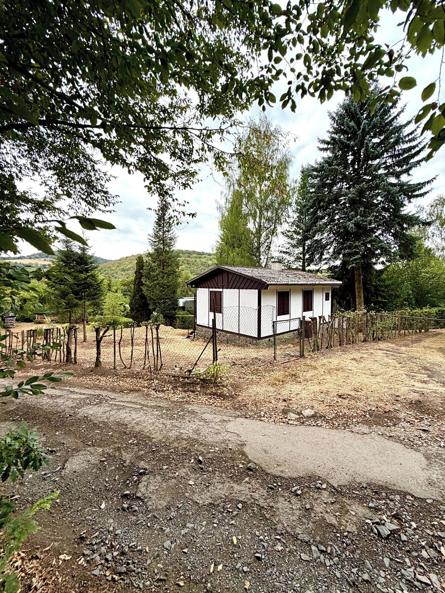 Prodej chaty 65 m², pozemek 571 m² – fotografie 2