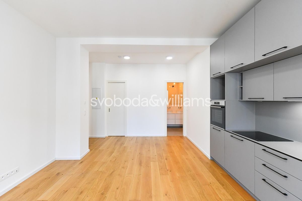 Pronájem bytu 2+kk 46 m² – fotografie 3