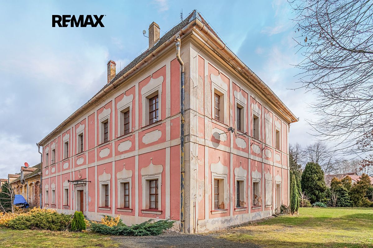 Prodej památky 700 m², pozemek 16551 m² – fotografie 3