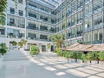 Pronájem komerčního prostoru, 127 m² (2 z 4)