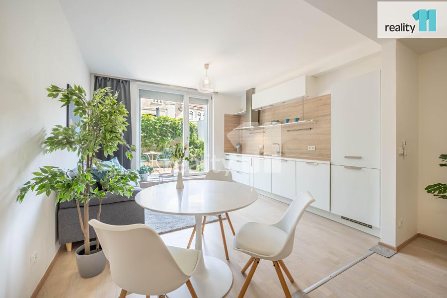 Prodej bytu 2+kk 56 m²