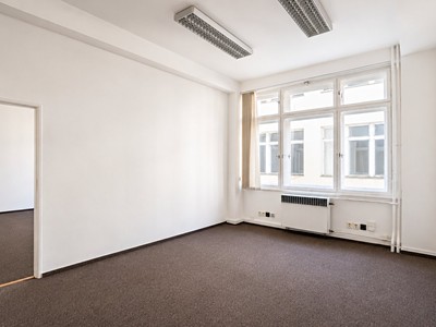 Комерційне приміщення в оренду, 59 м² (2 з 6)
