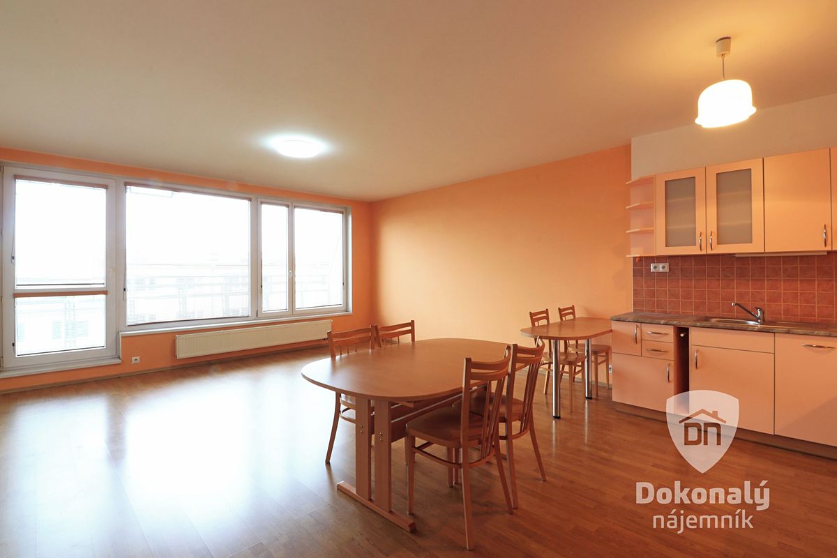 Pronájem bytu 3+kk 82 m² – fotografie 3