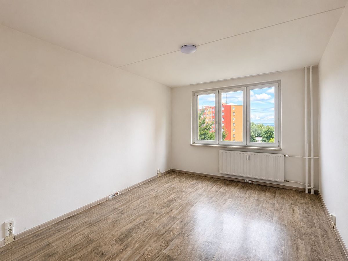 Pronájem bytu 2+1 60 m² – fotografie 2