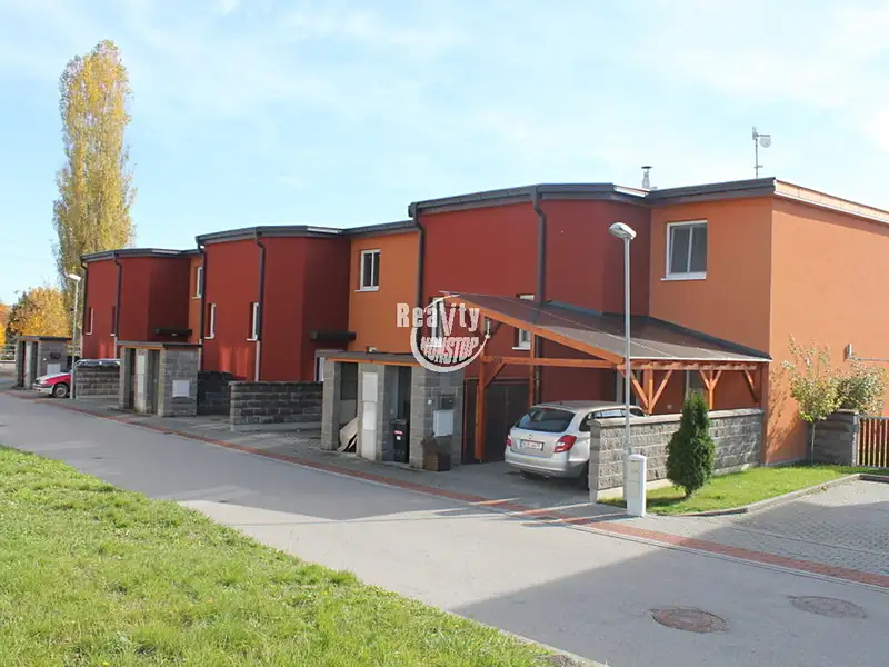 Prodej rodinného domu 120 m², pozemek 37 m², Jindřichův Hradec – náhled fotky 2