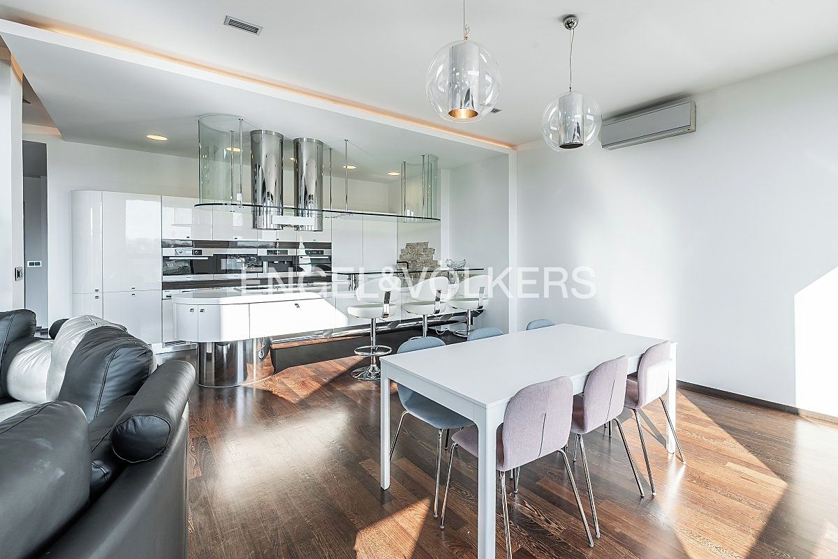Pronájem bytu 3+kk 288 m² – fotografie 5