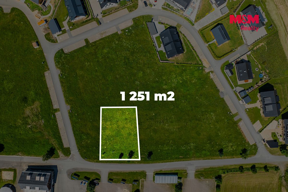 Prodej stavebního pozemku 1251 m² – fotografie 2