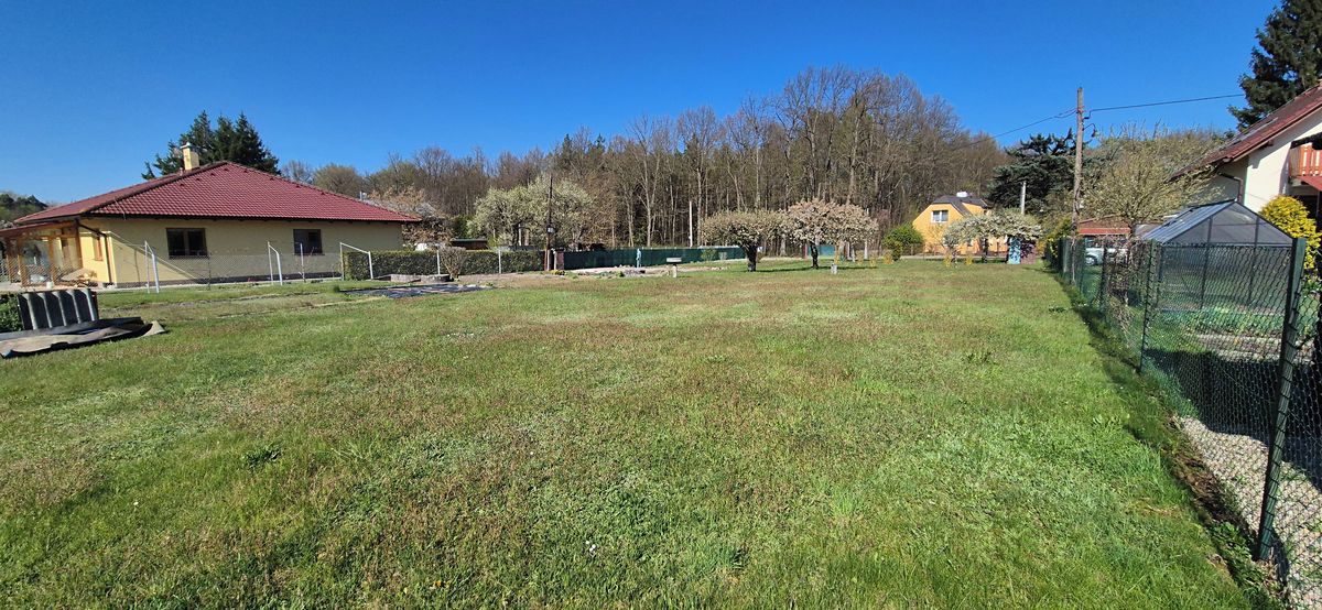 Prodej stavebního pozemku 900 m²