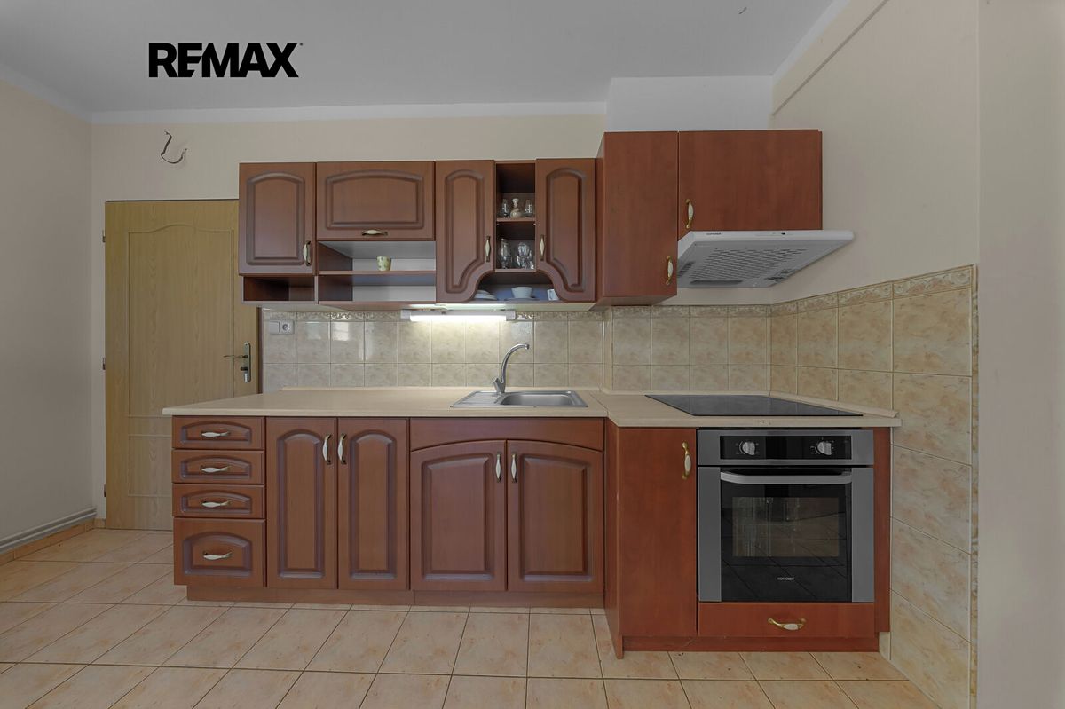 Prodej chaty 300 m², pozemek 3850 m² – fotografie 4