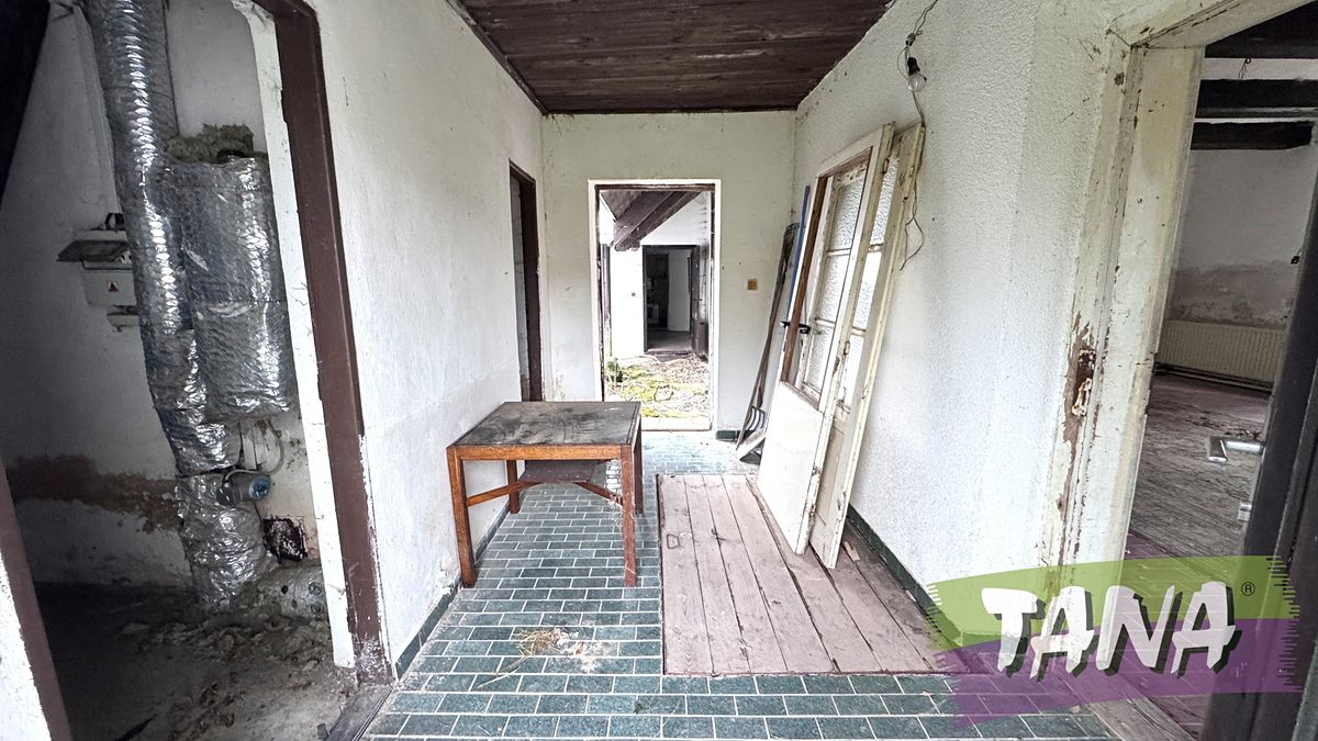 Prodej rodinného domu 250 m², pozemek 580 m² – fotografie 4