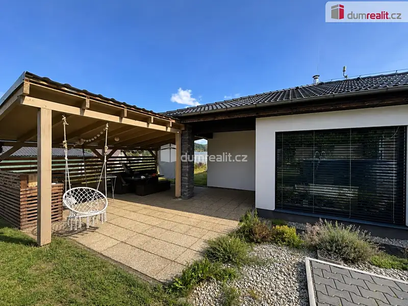 Prodej rodinného domu 90 m², pozemek 951 m², Rotava – náhled fotky 3