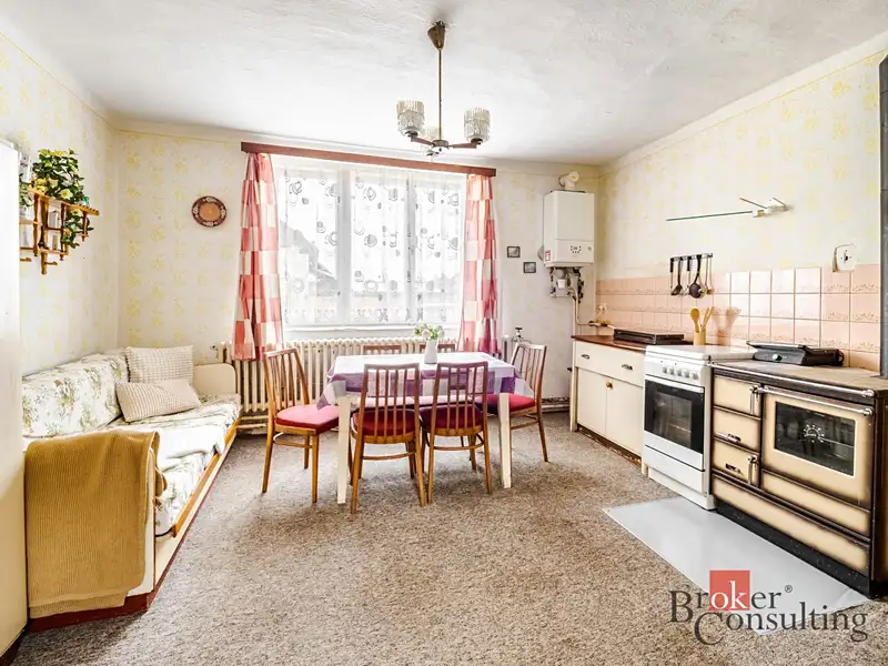Prodej zemědělské usedlosti 400 m², pozemek 2821 m², Zahrádky – náhled fotky 1