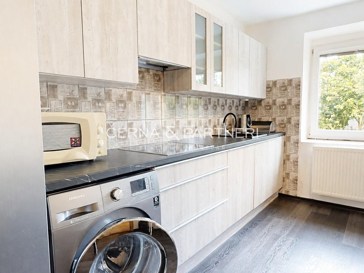 Prodej bytu 2+1, 49 m² (1 z 5)