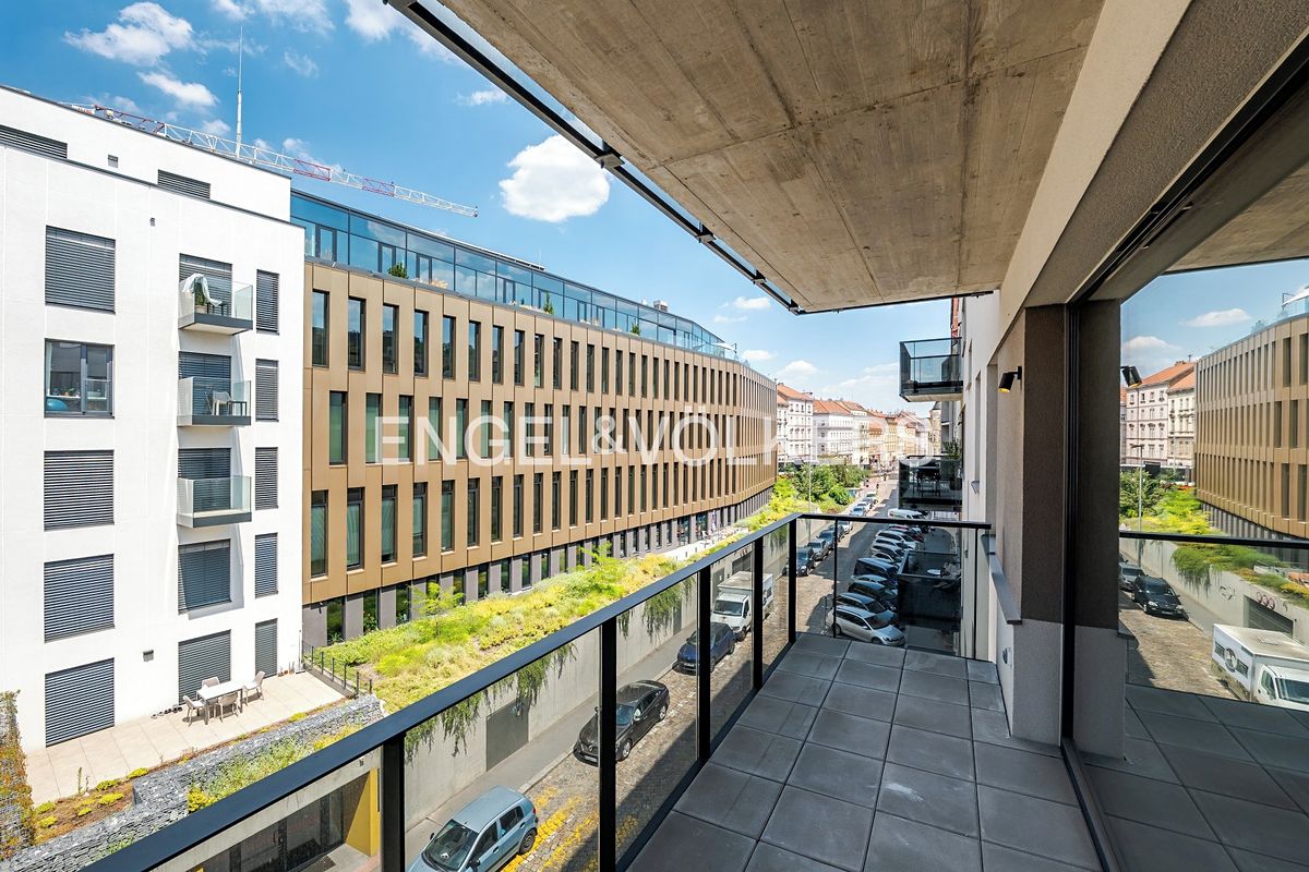 Pronájem bytu 2+kk 39 m² – fotografie 3