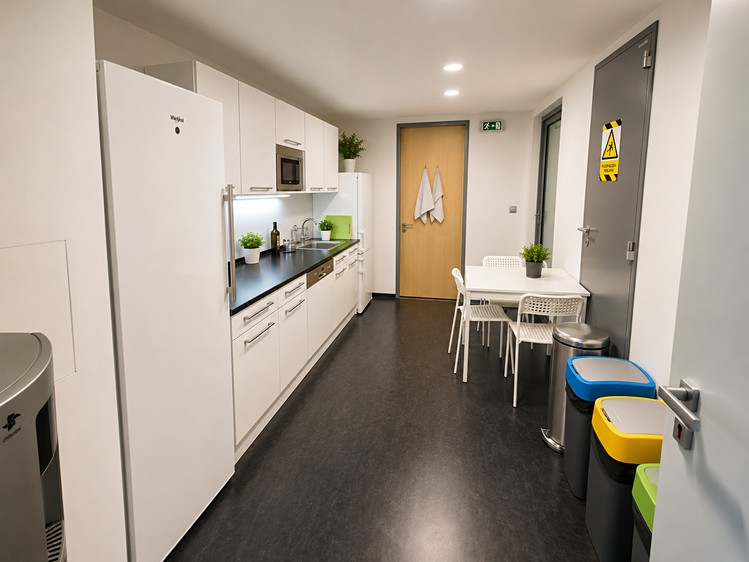 Pronájem komerčního prostoru, 650 m² (12 z 14)