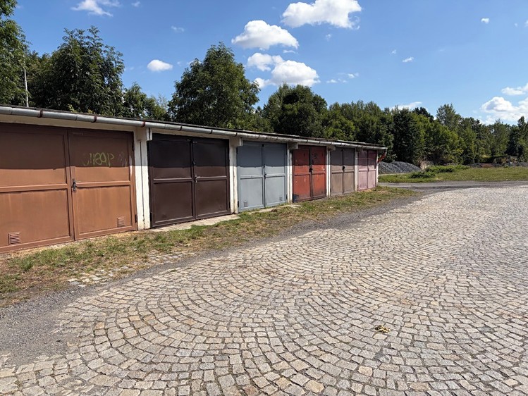 Prodej nemovitosti, 19 m² (1 z 6)