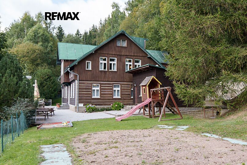 Prodej chalupy 584 m², pozemek 21318 m²