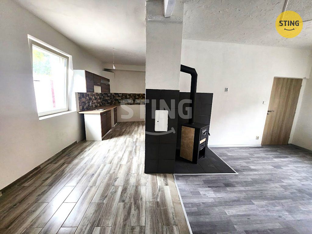Prodej rodinného domu 130 m², pozemek 57 m² – fotografie 3