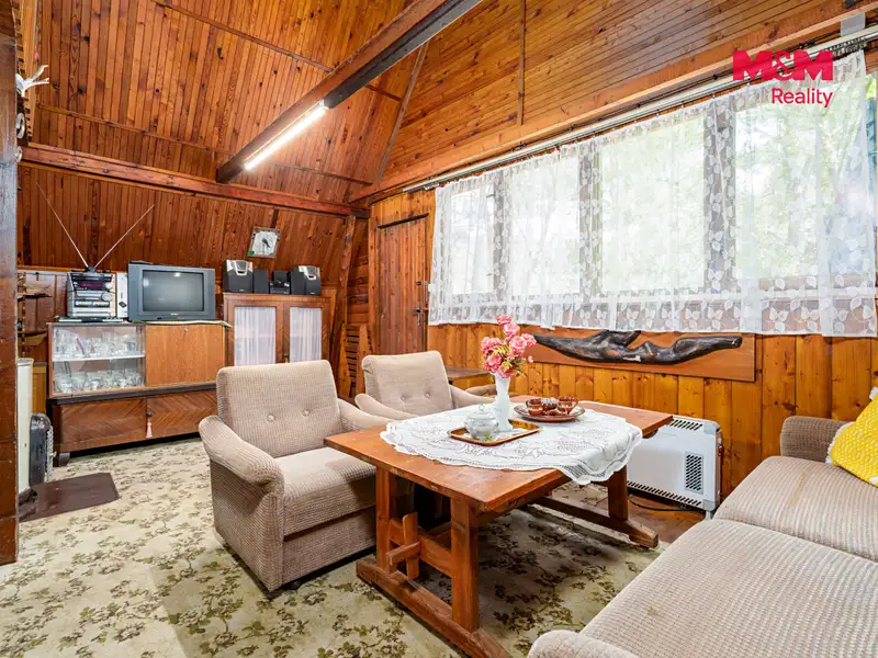 Prodej chaty 34 m², pozemek 388 m², Povrly – náhled fotky 2
