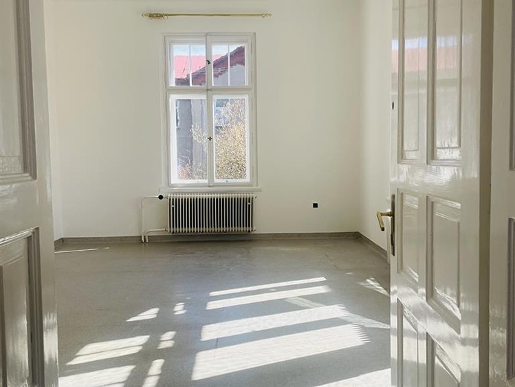 Комерційне приміщення в оренду, 32 м² (7 з 24)