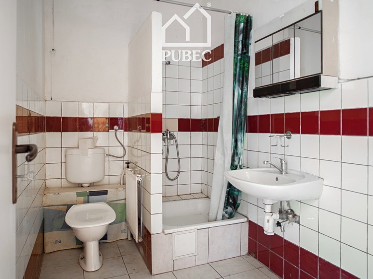 Будинок на продаж, 200 м² (30 з 52)