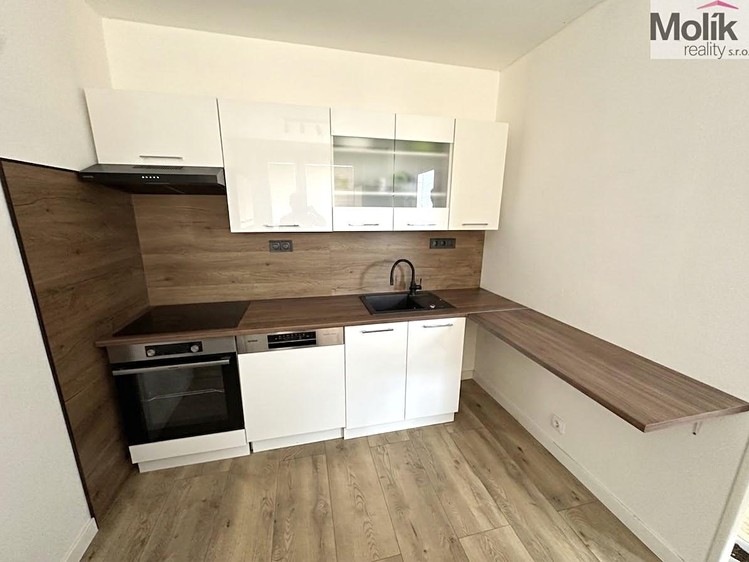 Квартира 3+1 на продаж, 69 м² (2 з 23)