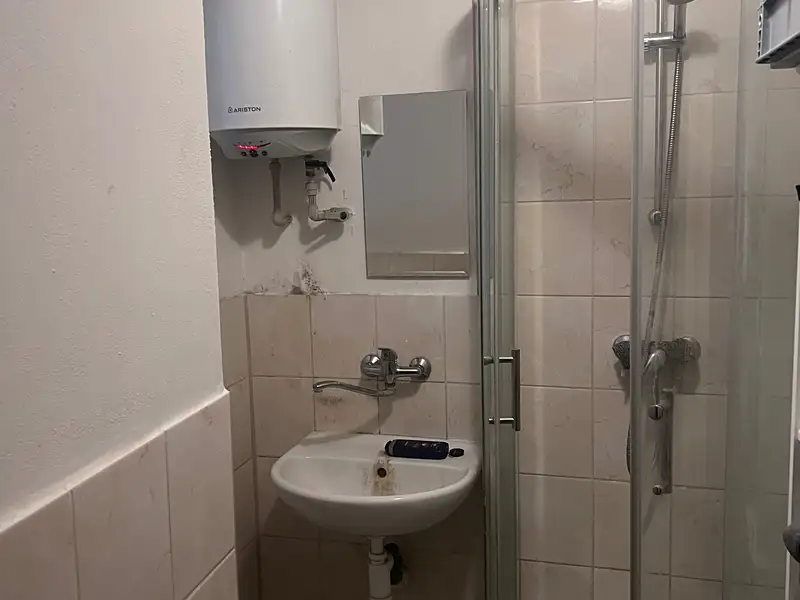 Pronájem garáže 100 m², Hřebeč – náhled fotky 3