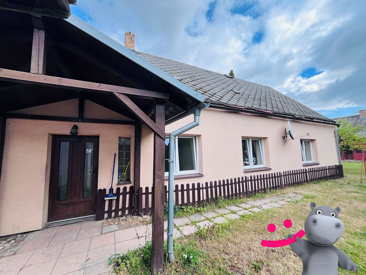Prodej rodinného domu 111 m², pozemek 1518 m² – fotografie 2