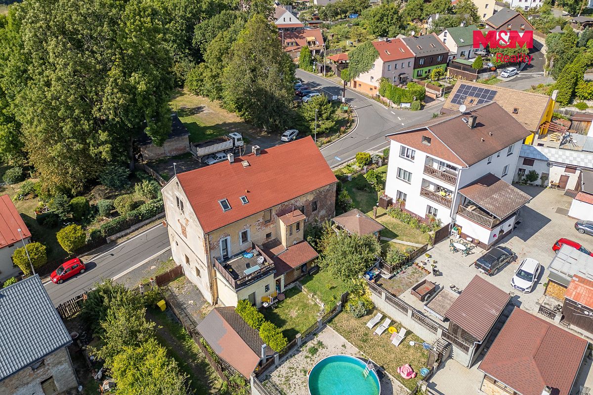 Prodej rodinného domu 518 m², pozemek 394 m² – fotografie 5