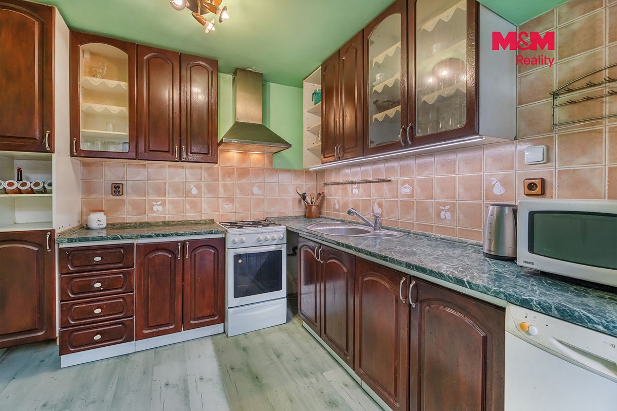 Prodej rodinného domu 92 m², pozemek 84 m² – fotografie 2