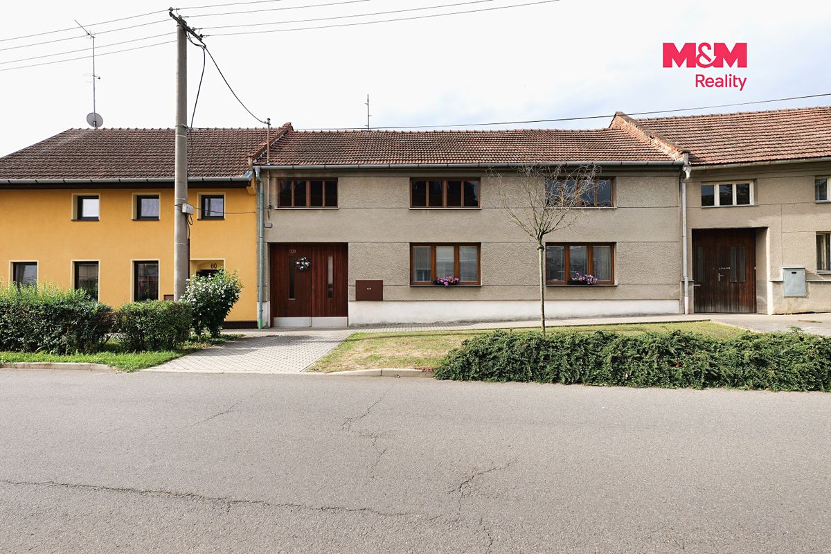 Prodej rodinného domu 113 m², pozemek 1699 m² – fotografie 2