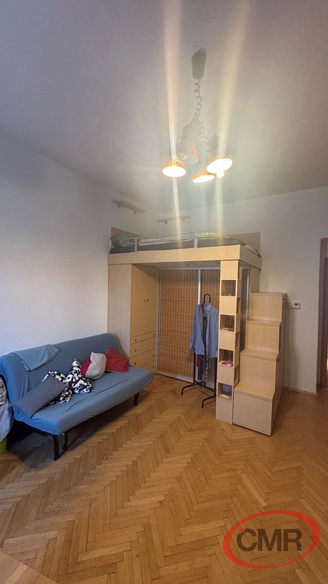 Pronájem bytu 1+1 57 m² – fotografie 3