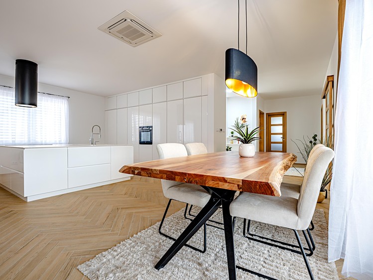 Prodej domu, 194 m² (9 z 32)